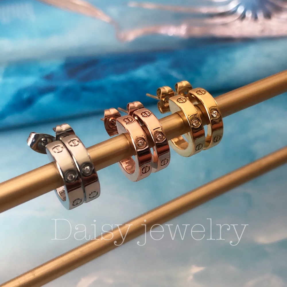Screw hoops earring 18k gold filled zirconia stone - Picture 4 of 6